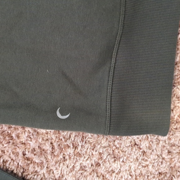 Zyia Hoodie Sweatshirt Women's Size Medium Green Pockets - Picture 10 of 12